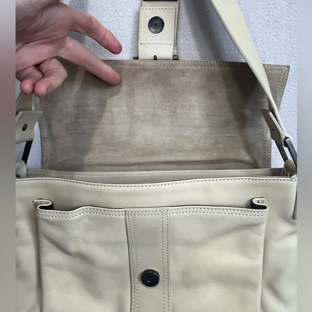 Frances Cobiasia Classic Leather Cream Shoulder Hobo Buckle Bag Made in Italy